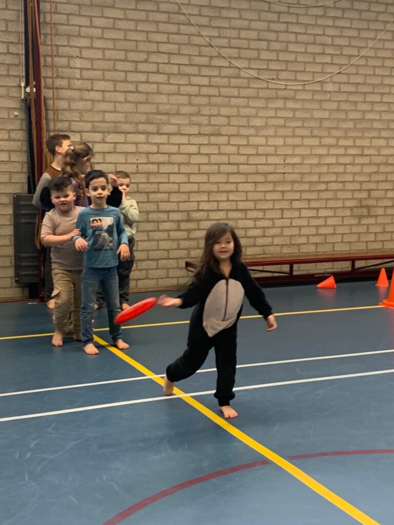 Sport-BSO Flekss Raamsdonksveer - Frisbee spel