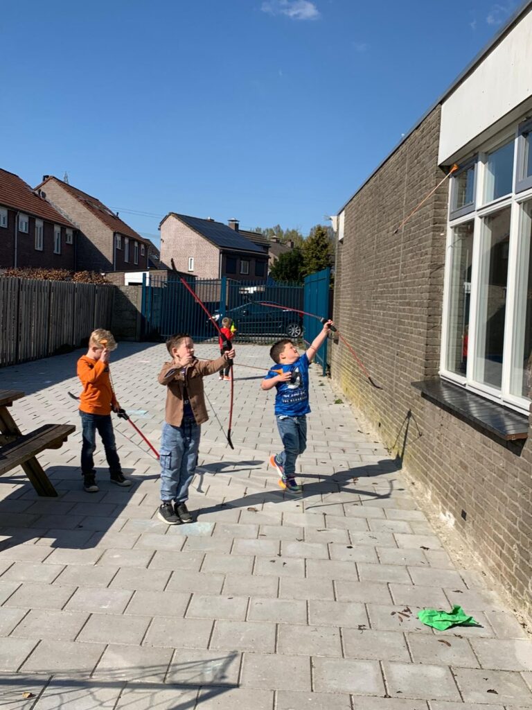 Raamsdonksveer - Pijl en boog