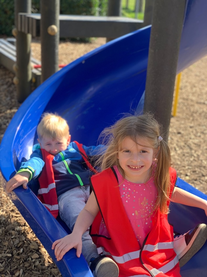 kinderen op de glijbaan Etten-leur