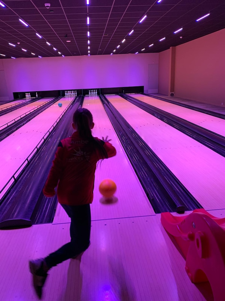 kindje aan het bowlen etten-leur
