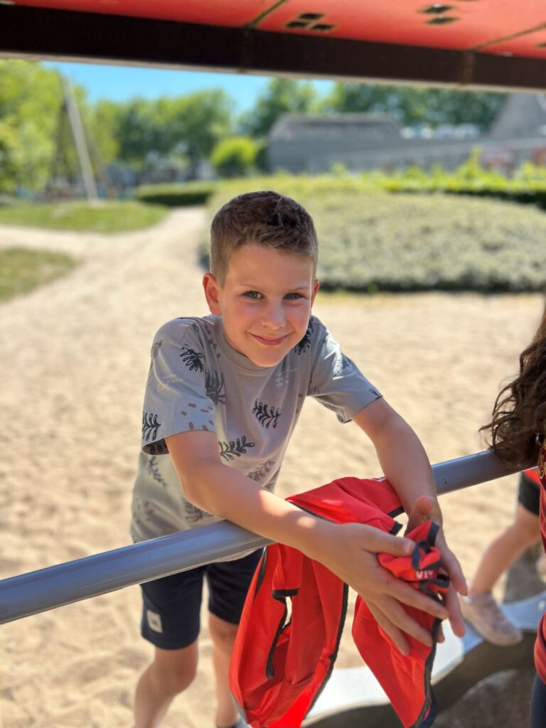 Sport-Bso Flekss Focus Speeltuin de Hoge neer