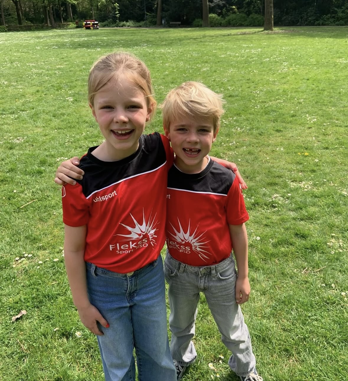 fennaas-menorah-buiten