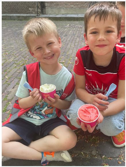 Sport-BSO Flekss Soccer Center - ijssalon ENZO