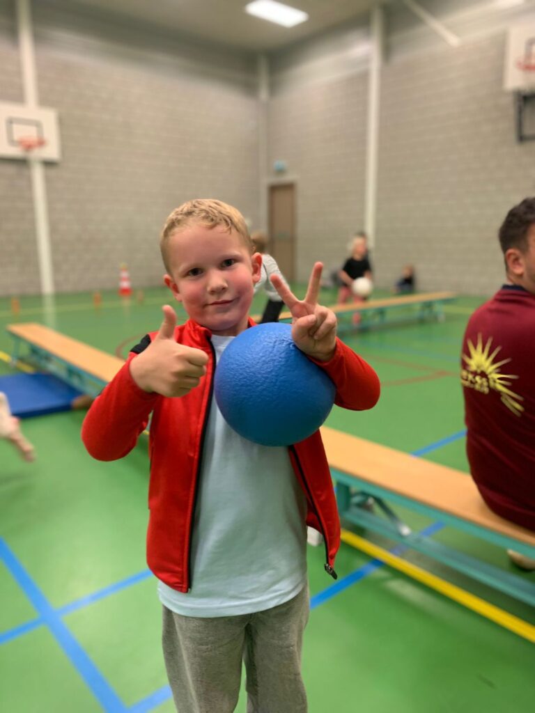 Sport-Bso Flekss Kerkwerve Leeuwenkooi in de gymzaal de vleer