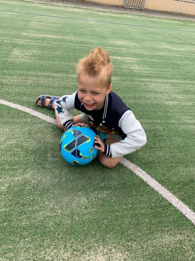 Sport-Bso Flekss Kerkwerve lummelen met de bal