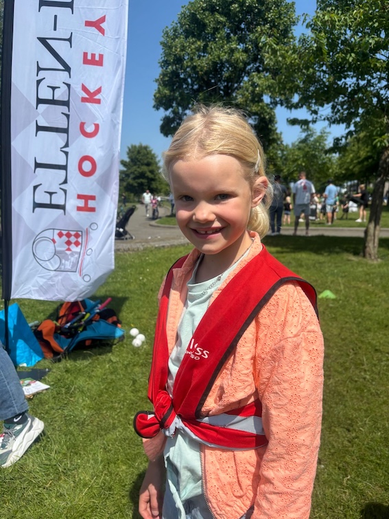 kind bij buitenspeeldag etten-leur nowies