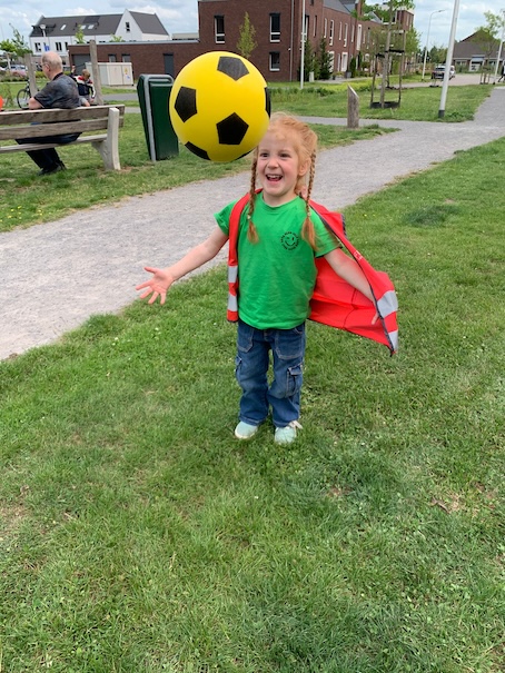 kind vangt bal nowies etten-leur