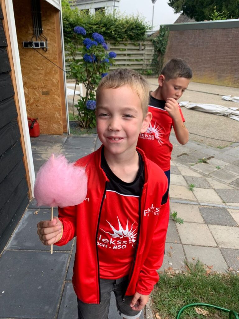 Sport-Bso Flekss Kerkwerve Suikerspin eten