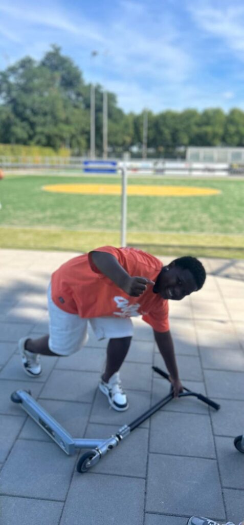 Sport-Bso Flekss Focus Etten-leur spelen met de stepjes