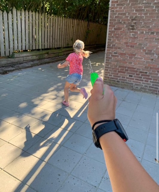 watergevecht kind juf bso klundert