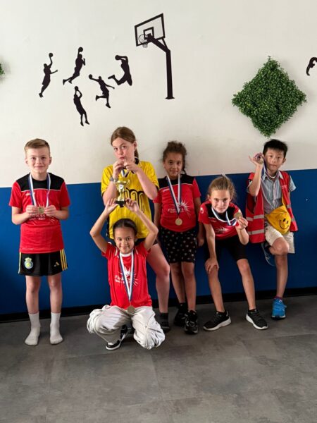 Beker gewonnen kraaienest