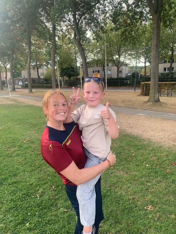 Bso-Etten-Leur op de foto met de juf