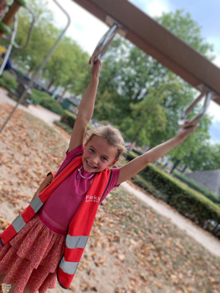 BSo-Etten-Leur Speeltuin de hoge neer spelen.