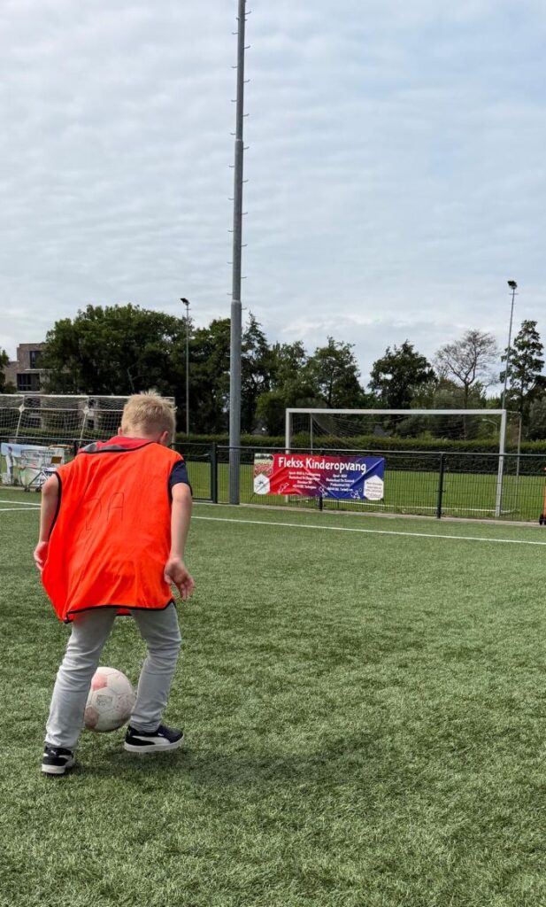 Flekss zeggewijzer Terheijden 23 - voetbalmiddag