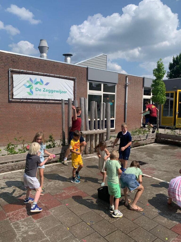 Flekss zeggewijzer 26 - watergevecht 3