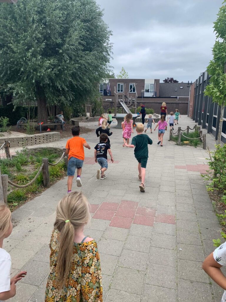 Flekss zeggewijzer Terheijden 26 - buitenspelen