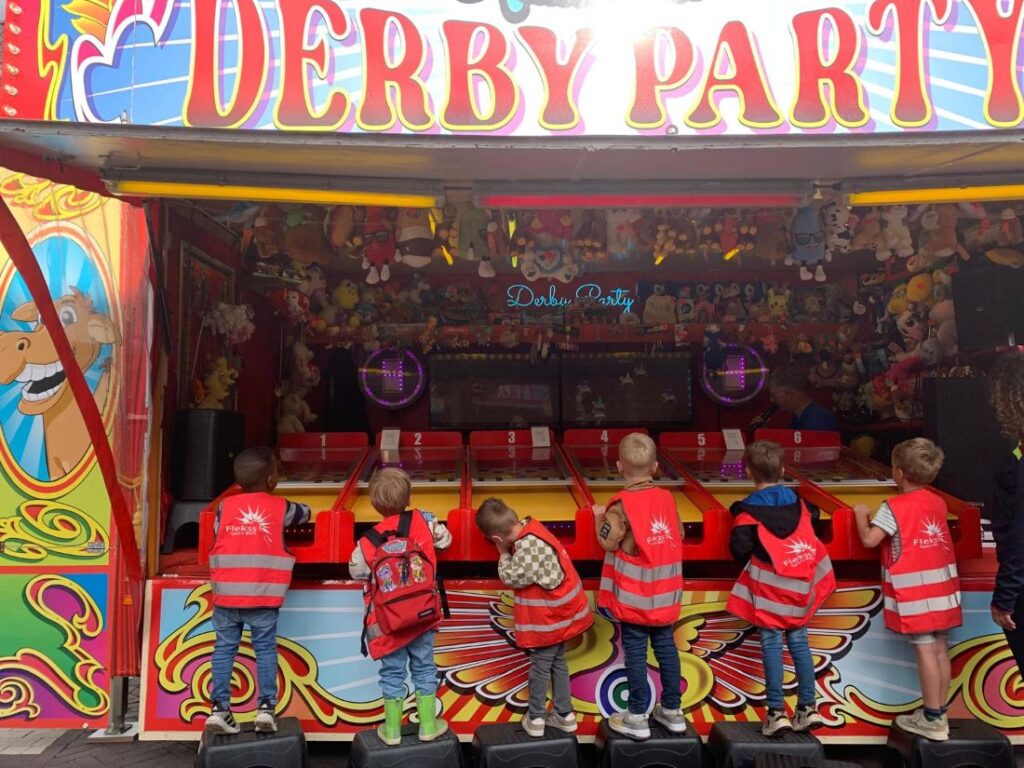 Flekss zeggewijzer Terheijden 38 - kermis