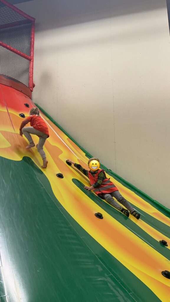 Flekss zeggewijzer Terheijden 38 - funzone