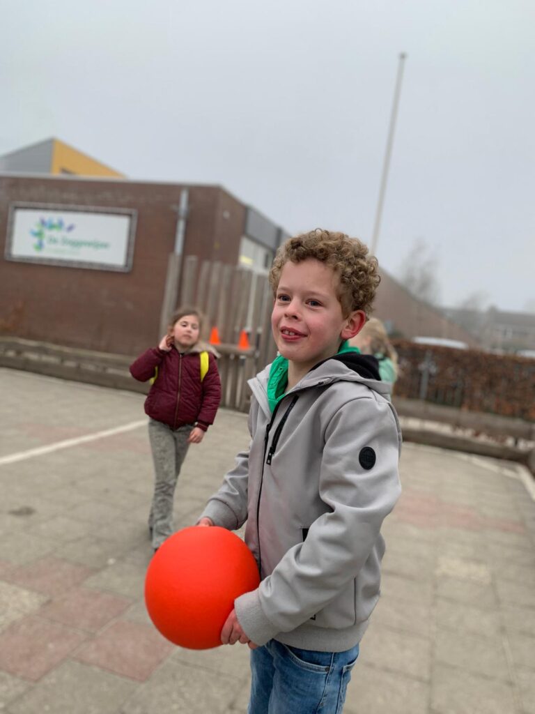 flekss week 3- Mario trefbal 1