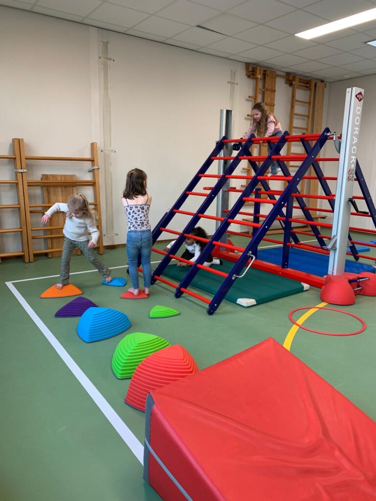 Flekss Zeggewijzer Terheijden 6 - de vloer is lava